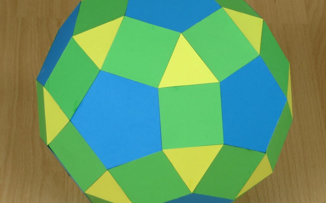 17A – Sé muchas matemáticas aunque nunca diga rombicosidodecaedro